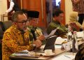 Sekretaris Daerah Sudirman dan Wakil Gubernur Jambi Abdullah Sani
